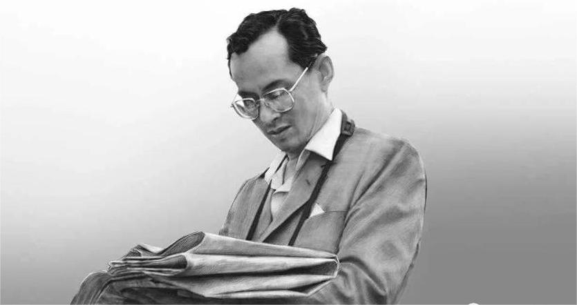 中了<a href=https://www.tgqjwang.com/ target=_blank class=infotextkey>情降</a>的人是什么症状（5种被<a href=https://www.tgqjwang.com/ target=_blank class=infotextkey>情降</a>后的身体症状）