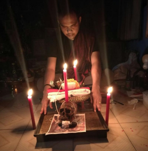 <a href=https://www.tgqjwang.com/ target=_blank class=infotextkey>情降</a>成功的前提有哪些，做<a href=https://www.tgqjwang.com/ target=_blank class=infotextkey>情降</a>法事管用吗？<a href=https://www.tgqjwang.com/ target=_blank class=infotextkey>情降</a>疑问解答！