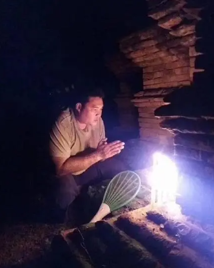 墓地血降原理揭秘：古老神秘的力量与现代解读  第1张